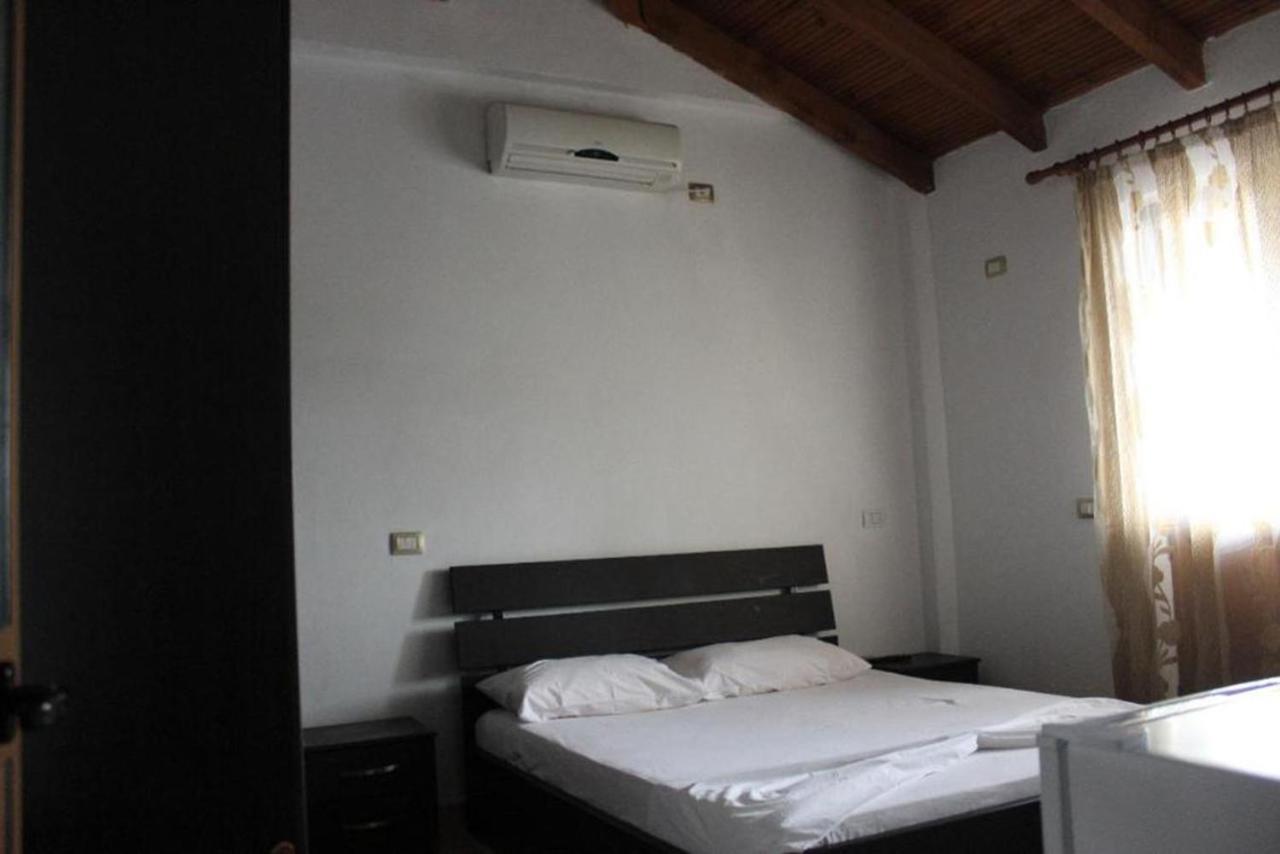 Hotel Athina Velipojë Esterno foto