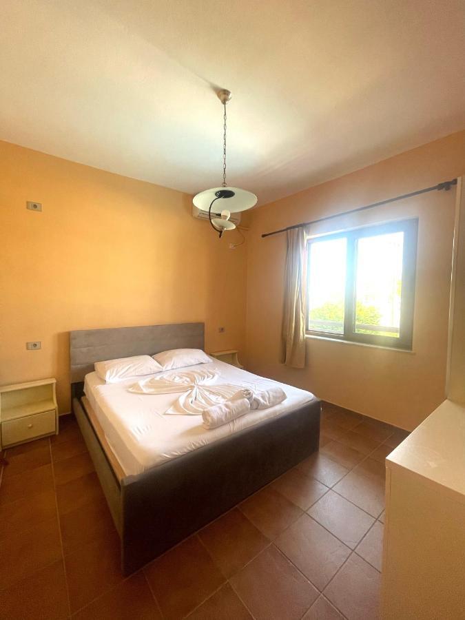 Hotel Athina Velipojë Esterno foto