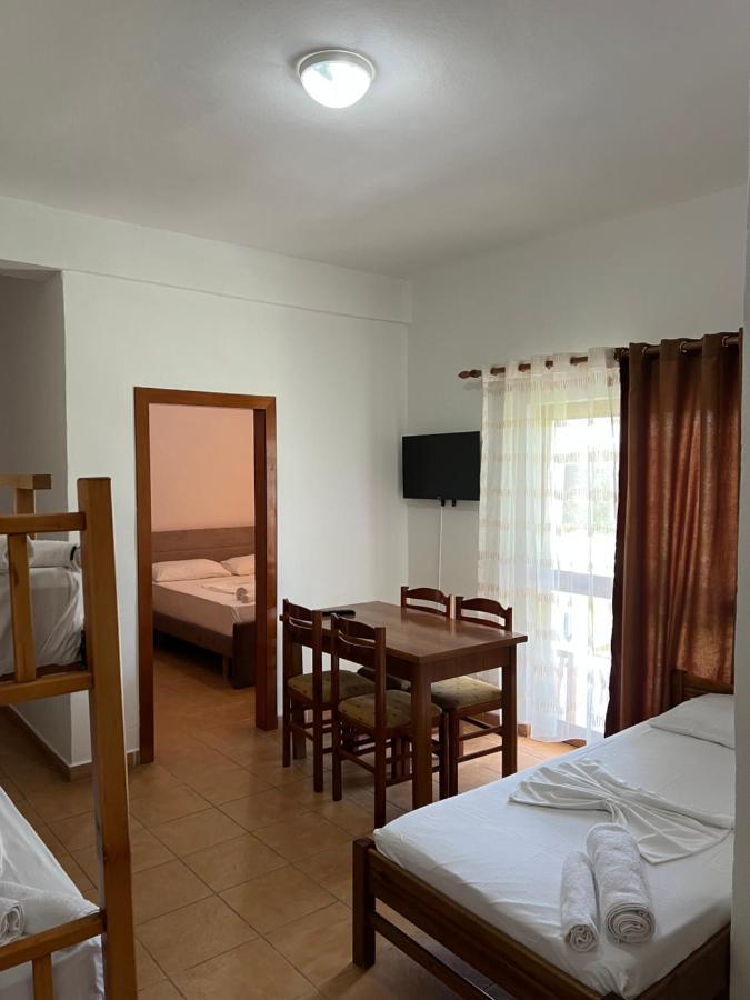 Hotel Athina Velipojë Esterno foto