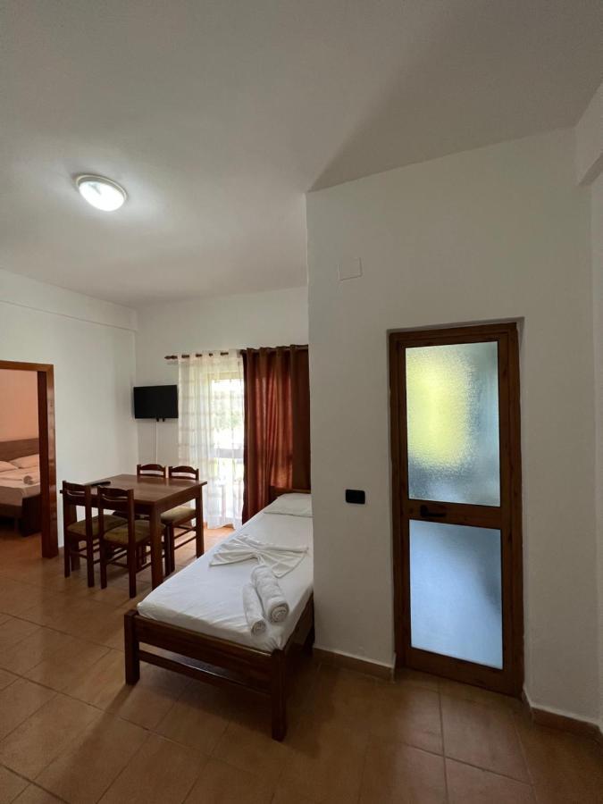 Hotel Athina Velipojë Esterno foto