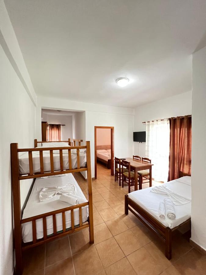 Hotel Athina Velipojë Esterno foto