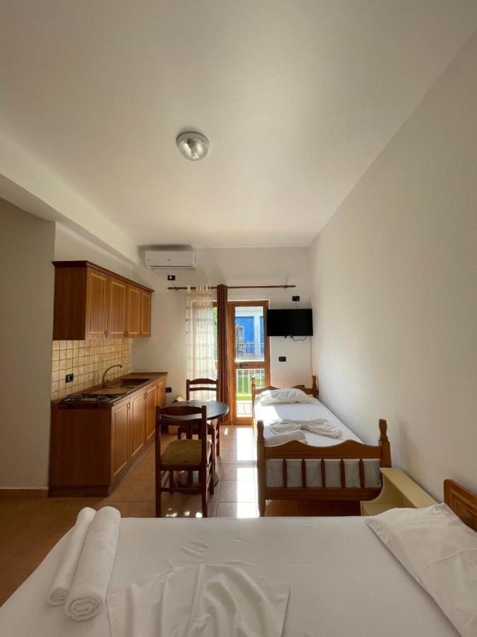 Hotel Athina Velipojë Esterno foto