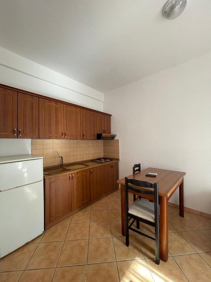 Hotel Athina Velipojë Esterno foto