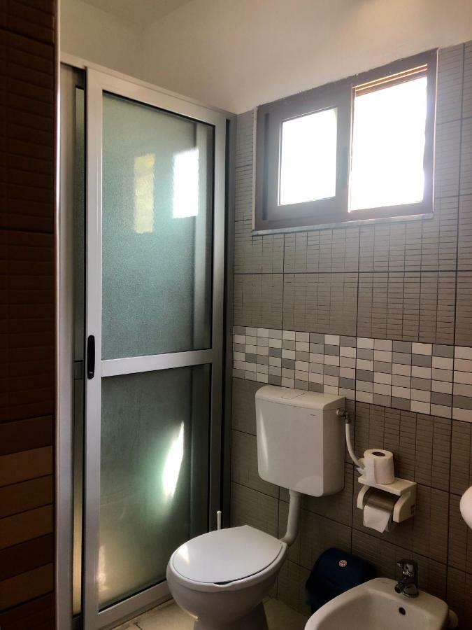 Hotel Athina Velipojë Esterno foto